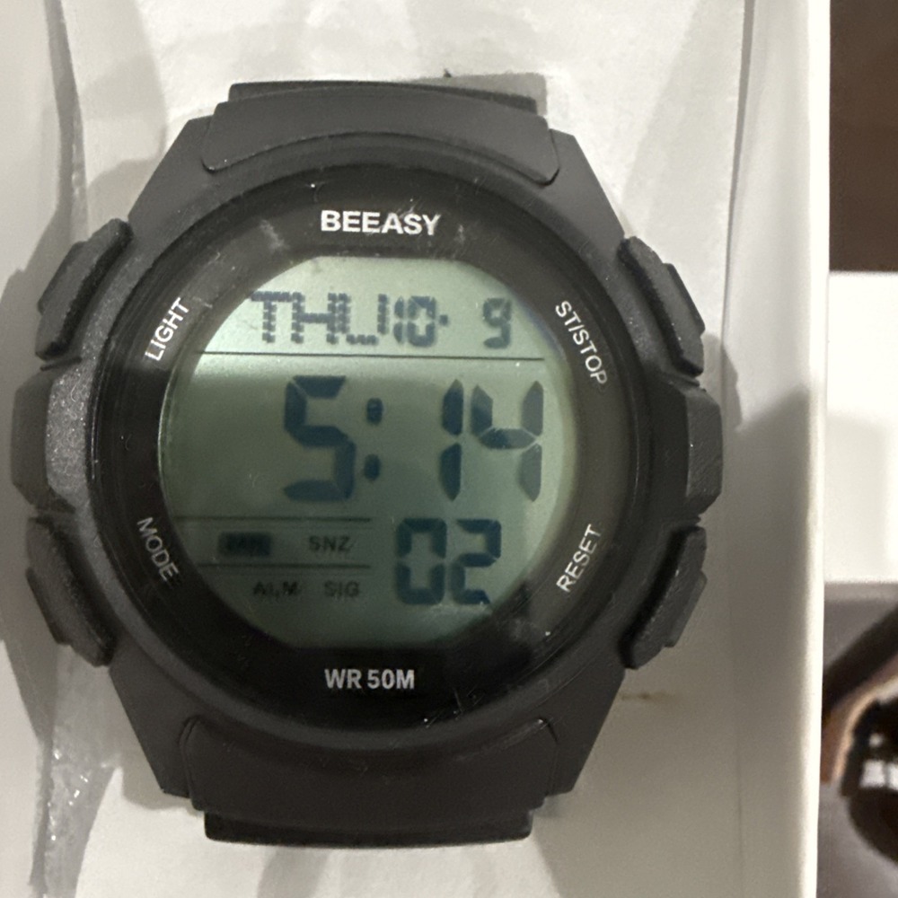 Beeasy Digital Sports Watch 50m Water Resistant Timer Functions